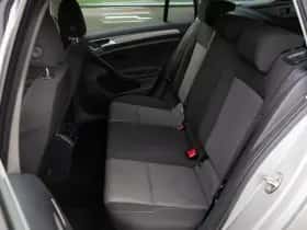 Volkswagen Golf (2013) thumbnail 9