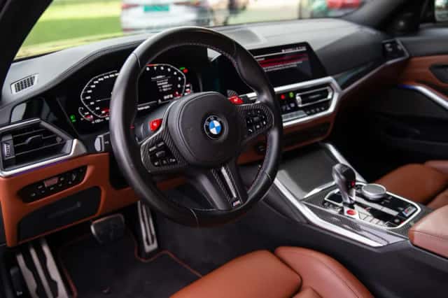 BMW M3 (2022) thumbnail 4