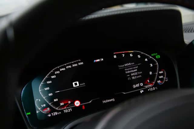 BMW M3 (2022) thumbnail 5