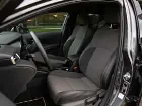Toyota Corolla (2023) thumbnail 3