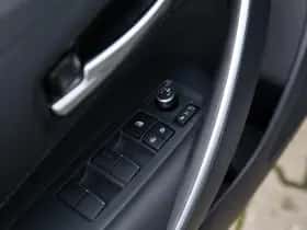 Toyota Corolla (2023) thumbnail 22