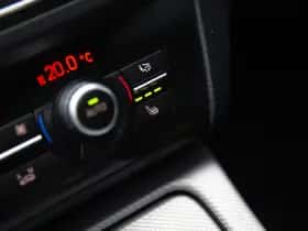 BMW 5-Serie (2014) thumbnail 18