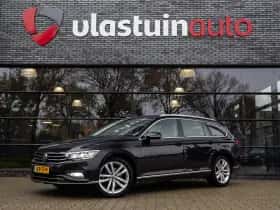 Volkswagen Passat (2019) thumbnail 1