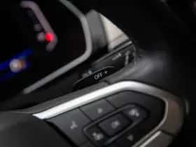 Volkswagen Passat (2019) thumbnail 20