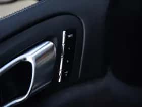 Porsche Cayenne (2012) thumbnail 24