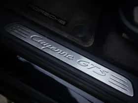 Porsche Cayenne (2012) thumbnail 26