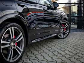 Porsche Cayenne (2012) thumbnail 7