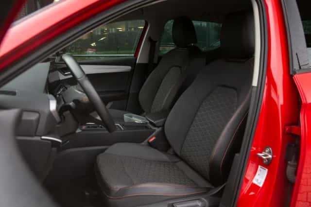 SEAT Leon (2021) thumbnail 3