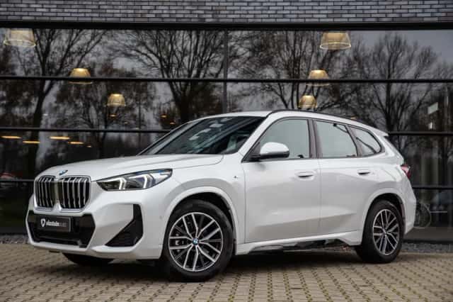 BMW X1 (2025) thumbnail 5