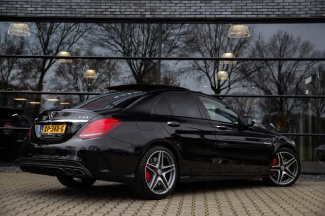 Mercedes-Benz C-Klasse (2018) thumbnail 2