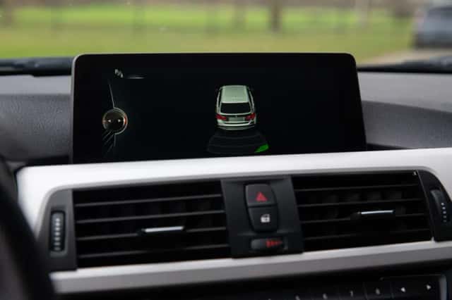 BMW 3-Serie (2016) thumbnail 6