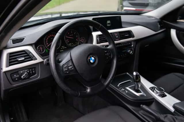 BMW 3-Serie (2016) thumbnail 4