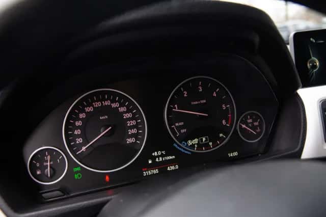 BMW 3-Serie (2016) thumbnail 5