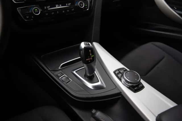 BMW 3-Serie (2016) thumbnail 6
