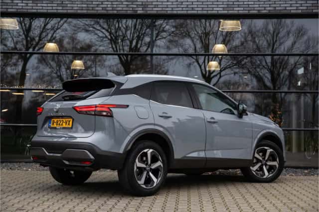 Nissan Qashqai (2022) thumbnail 2