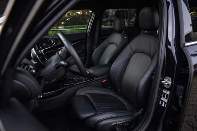 MINI Clubman (2023) thumbnail 3