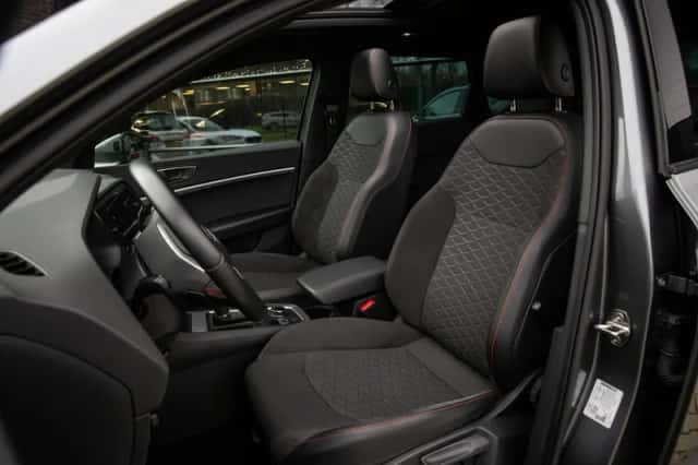 SEAT Ateca (2023) thumbnail 3