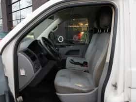 Volkswagen Transporter (2003) thumbnail 5