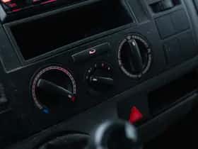Volkswagen Transporter (2003) thumbnail 10