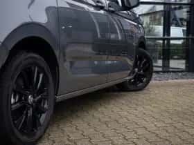Volkswagen California (2025) thumbnail 8