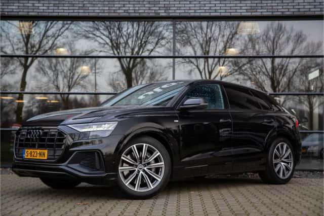 Audi Q8 (2023) thumbnail 6