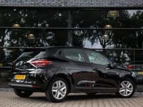 Renault Clio (2020) thumbnail 3