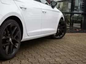 SEAT Leon thumbnail 8