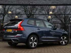 Volvo XC60 (2022) thumbnail 2