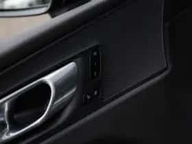 Volvo XC60 (2022) thumbnail 24