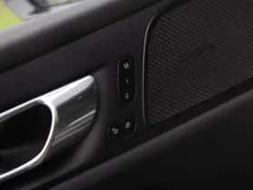 Volvo V60 thumbnail 25