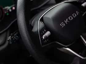 Škoda Octavia (2024) thumbnail 11