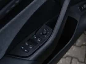 Škoda Octavia (2024) thumbnail 24