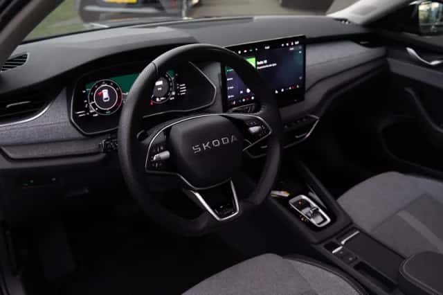 Škoda Octavia (2025) thumbnail 5
