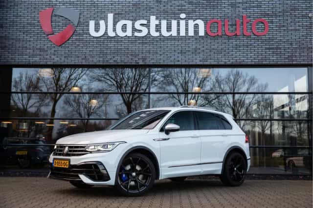 Volkswagen Tiguan (2022) thumbnail 1