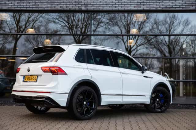 Volkswagen Tiguan (2022) thumbnail 2