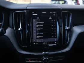 Volvo XC60 (2022) thumbnail 16