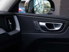 Volvo XC60 (2022) thumbnail 25