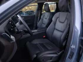 Volvo XC60 (2022) thumbnail 4