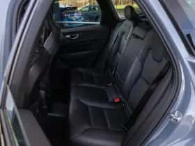 Volvo XC60 (2022) thumbnail 10