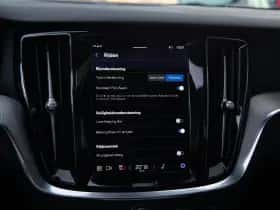 Volvo V60 (2022) thumbnail 18