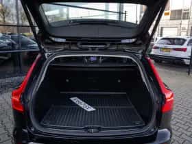 Volvo V60 (2022) thumbnail 26