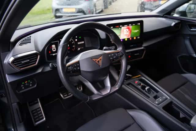 CUPRA Leon Sportstourer (2021) thumbnail 4