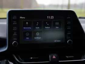 Toyota C-HR (2020) thumbnail 14