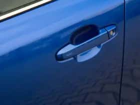Toyota C-HR (2020) thumbnail 21