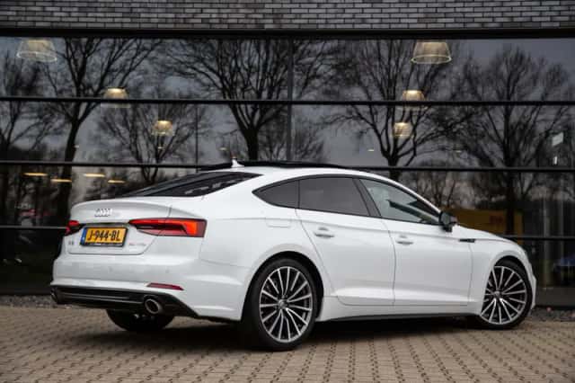 Audi A5 (2020) thumbnail 2