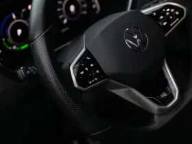 Volkswagen Tiguan (2021) thumbnail 12