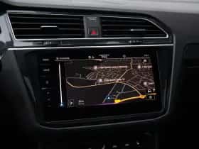 Volkswagen Tiguan (2021) thumbnail 15