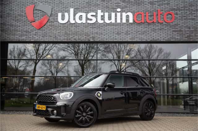MINI Countryman (2023) thumbnail 1