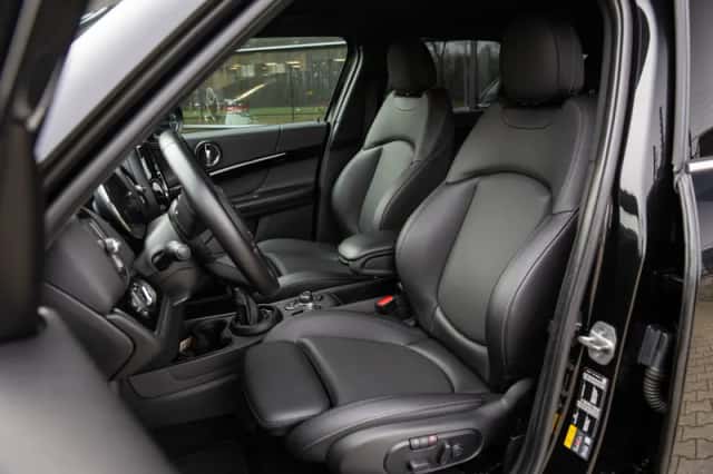 MINI Countryman (2023) thumbnail 3