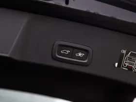 Volvo XC40 (2020) thumbnail 24